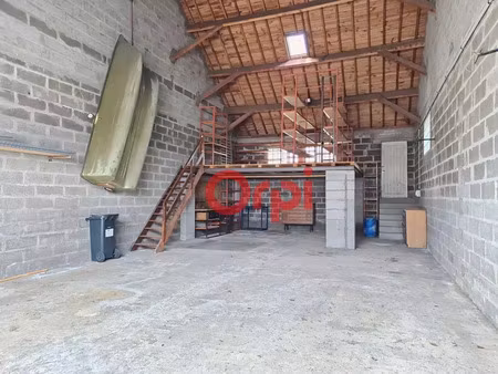 location commerce 80 m² à la roche-bernard (56130)