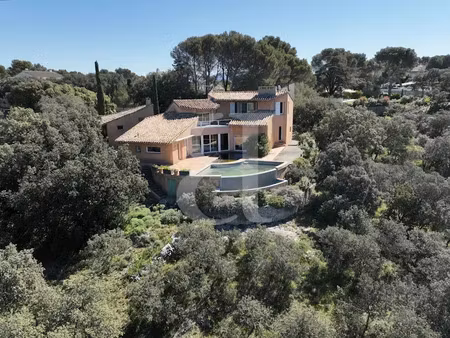 vente villa 4 pièces 215 m² à taillades (84300)  680 000 €
