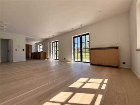 superbe plain-pied 2/3 ch  rénové avec goût!