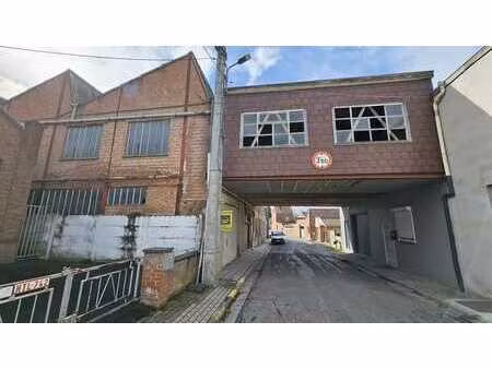 sous option - plus de visite - entrepôt de plus de 900 m² su