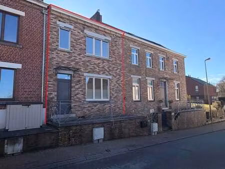 à deux pas de la gare de blanmont – maison rénovée + jardin