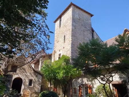 ensemble immobilier avec cour intérieure