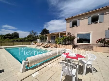 belle maison familiale avec piscine et grand terrain à simiane-la-rotonde  au coeur de la.