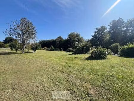 terrain constructible viabilisé à vendre