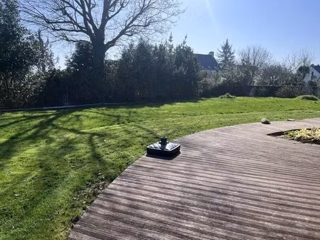maison de luxe à vendre dans le quartier lambour
