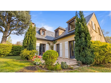 vente maison 8 pièces 200 m² à vaucresson (92420)  1 490 000 €