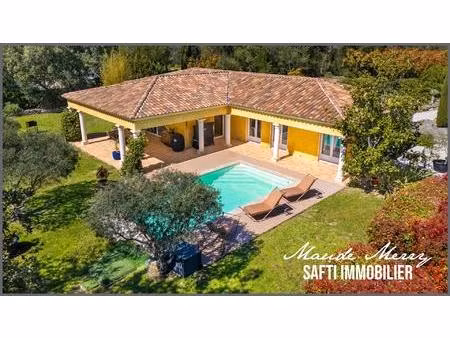 villa au sein du golf de barbaroux - villa plain pied de 115 m2 - 3 chambres et 2 pièces d
