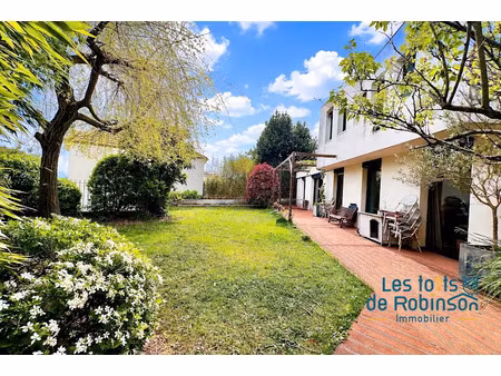 vente maison 4 pièces 113 m² à le plessis-robinson (92350)  730 000 €