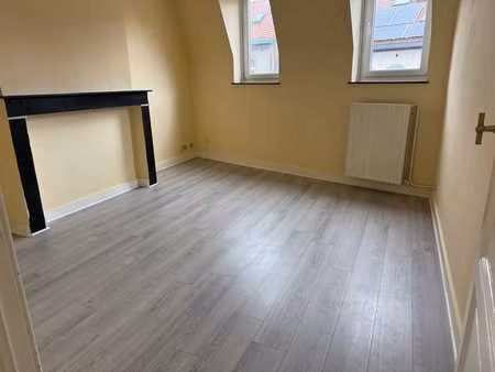 appartement 2 ch à etterbeek  lumineux et spacieux