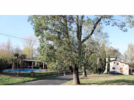 vente propriété 20 pièces 450 m² à beaumont-de-lomagne (82500)  999 100 €
