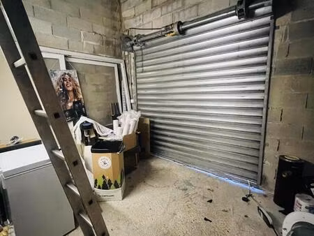 vente surface diverse 73 m²