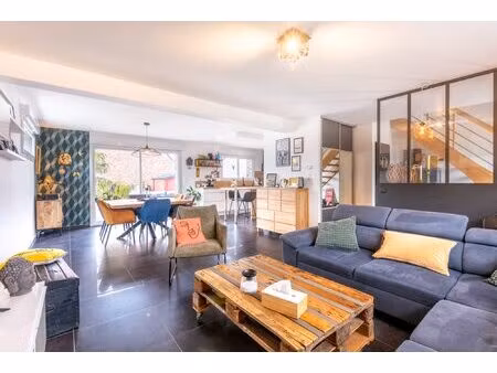 charmante maison individuelle semi plain pied