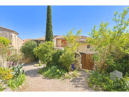 rochemaure  maison de village de 130 m2