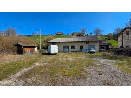 entrepôt avec terrain constructible