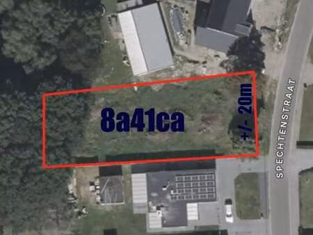 à vendre : terrain en environnement vert