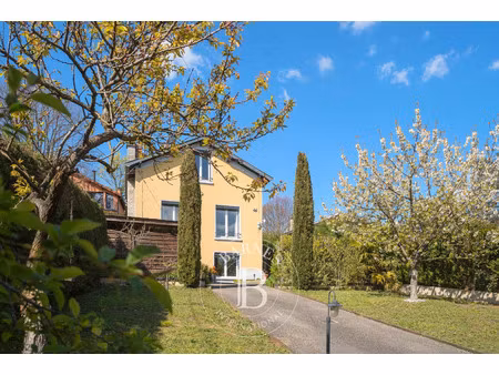 vente maison 5 pièces 144 m² caluire-et-cuire (69300)