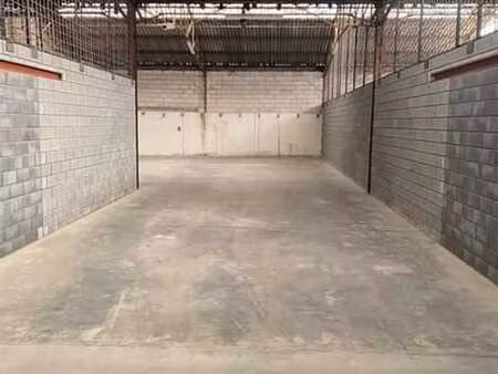 2 entrepôts industriels a louer sur oupeye