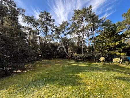vente terrain à saint-vincent-sur-jard (85520) : à vendre / 474m² saint-vincent-sur-jard