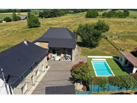 maison chimilin 300 m² t-12 à vendre  569 000 €