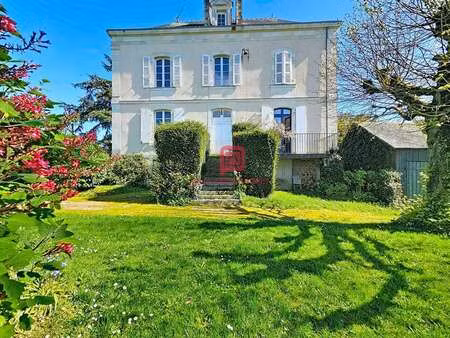 vente maison à saint-aignan-sur-roë (53390) : à vendre / 191m² saint-aignan-sur-roë