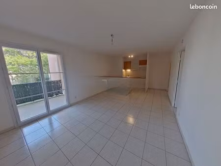 charmant t2 44m2 claira proche de tout