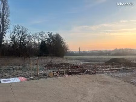 terrain 430 m² guenange