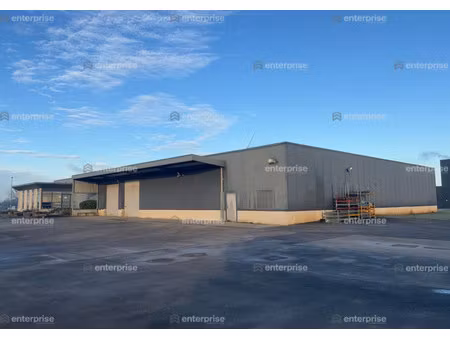 location local commercial