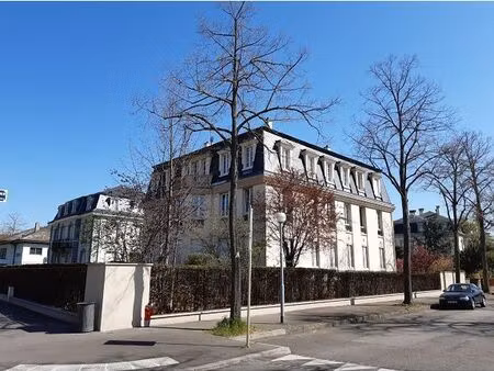 appartement 7 pièces 200 m²