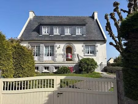 vente maison à plougonven (29640) : à vendre / 142m² plougonven