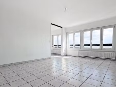 à louer – grand t3/4  lumineux de 85 m² – le havre – 700 hors charges