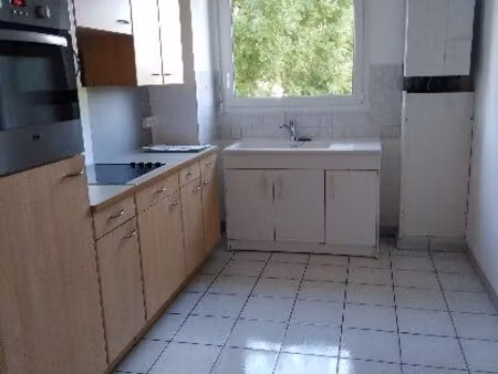 loue appartement valmont