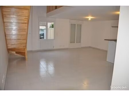 maison – appartement accolée en duplex accolée de 78 m² & terrasse