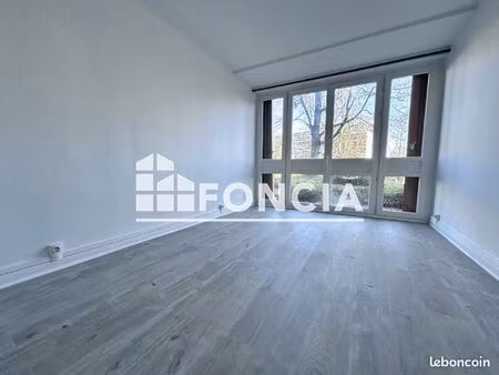 studio 1 pièce 19 m²