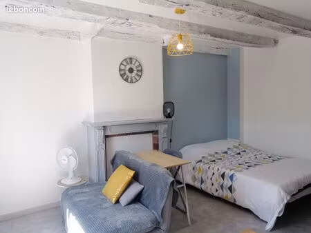 studio meublé coeur de village