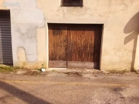 location garage 35m²