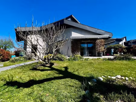 vente appartement 4 pièces 87 m² à cran-gevrier (74960)  435 000 €