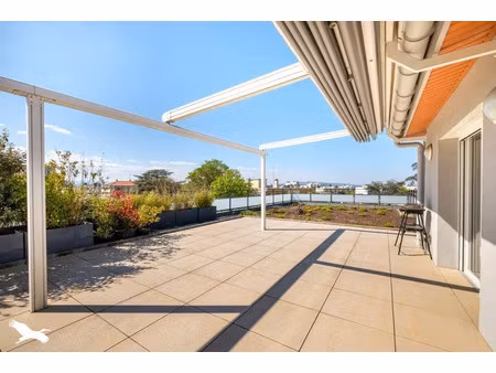 vente appartement 2 pièces 75 m² à bron (69500)  483 000 €
