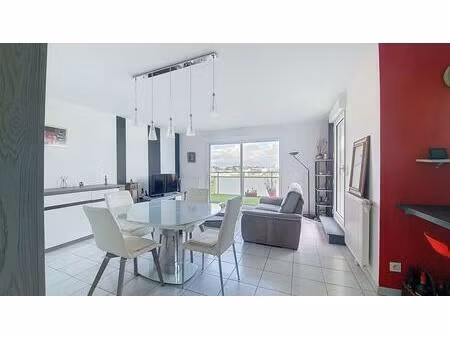 exclusivité lanester : appartement de 90 m² avec balcon et garage