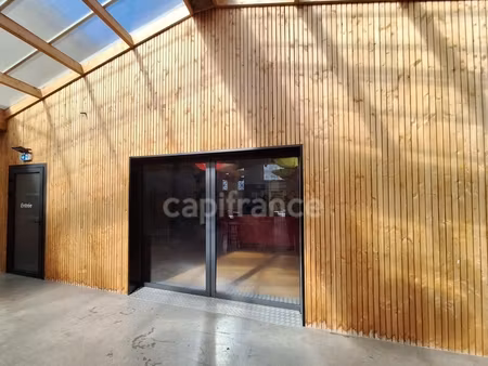 en vente entrepôt 220 m² – 250 000 € |mayenne