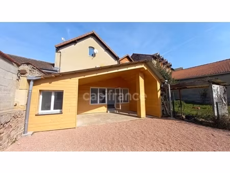 maison de ville à chauffailles - 110 m² avec jardin intérieur