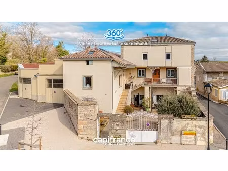 maison 222 m²  annexes et garages xxl (surface utile 372m²)