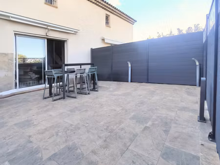 maison 4 pièces à vendre à rousset