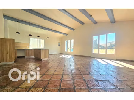 appartement aureille 128.33 m² t-4 à vendre  249 000 €