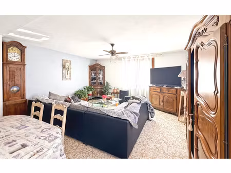 location appartement  m² t-5 à sisteron  895 €