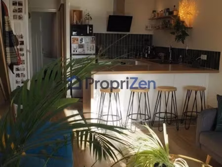 location meublée appartement 2 pièces 44 m² à villeurbanne (69100)  872 €