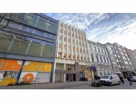 espace de bureau classé à louer à proximité de la gare d'an