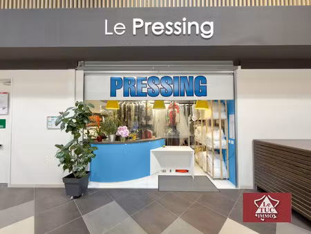pressing dans un hypermarché