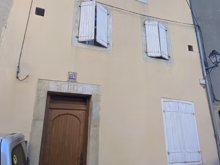 limoux  maison de ville avec terrasse  secteur calme