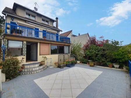 maison familiale avec dépendance - saclay (91400)