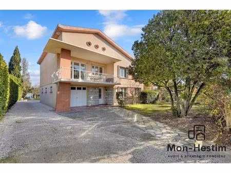 maison 260 m² + t3 indépendant (revenu possible) – terrain 1000 m² – saint-jean